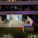 Bajo De Lujo Jardin Y Jacuzzi Appartement