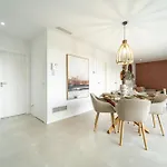 Bajo De Lujo Jardin Y Jacuzzi Appartement *
