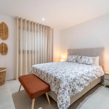 Lägenhet Bajo De Lujo Jardin Y Jacuzzi Fuengirola