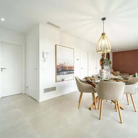 Bajo De Lujo Jardin Y Jacuzzi Apartment *
