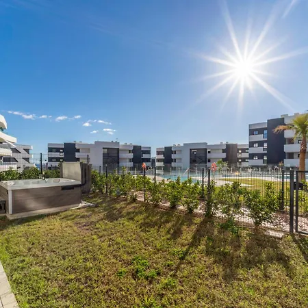 Bajo De Lujo Jardin Y Jacuzzi Apartment *
