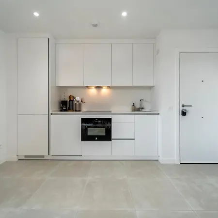Bajo De Lujo Jardin Y Jacuzzi Apartment Fuengirola