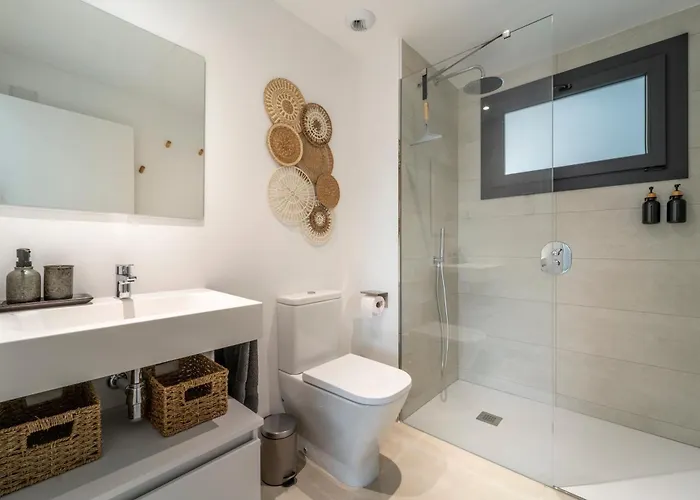Lägenhet Bajo De Lujo Jardin Y Jacuzzi Fuengirola