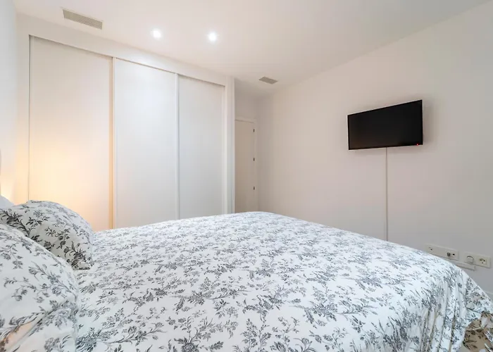 Lägenhet Bajo De Lujo Jardin Y Jacuzzi Fuengirola